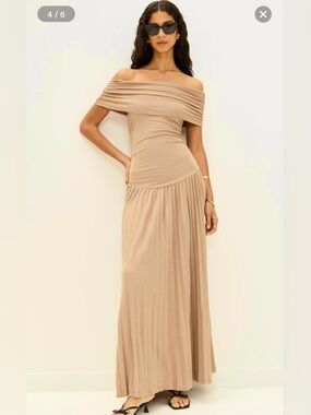 Lioness Off Shoulder Knit Maxi Dress Beige Sculpted Bandeau Dress Medium